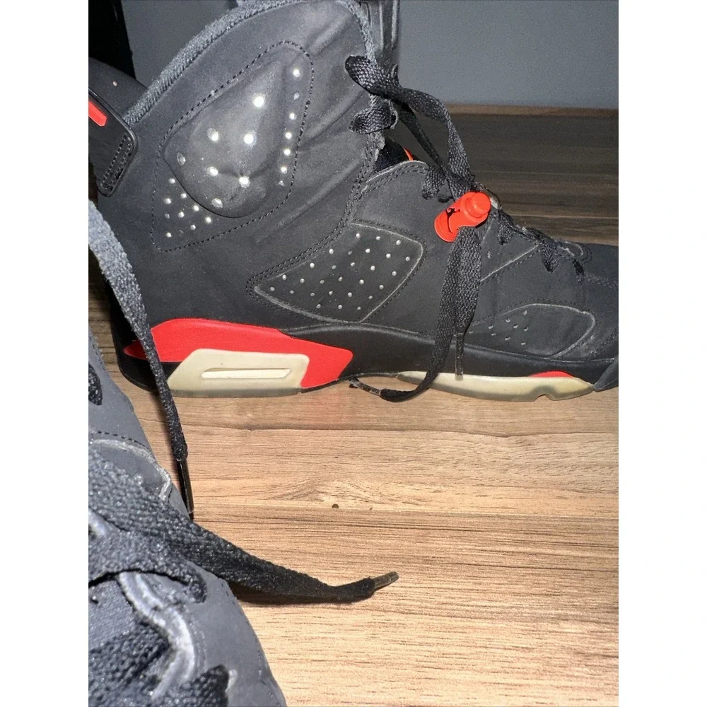 Size‎ 11 - Jordan 6 Retro Men's Black Infrared With Box (384664-060)